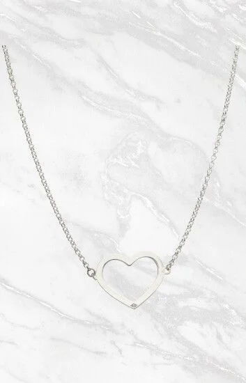 Collar Corazon Calado