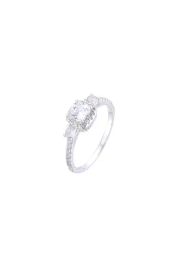 Anillo Solitario con Cubic Cuadrado Engarzado 5mm