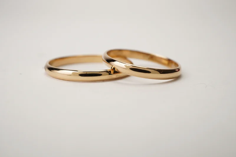 Alianzas de oro 18 kt modelo 1/2 caña