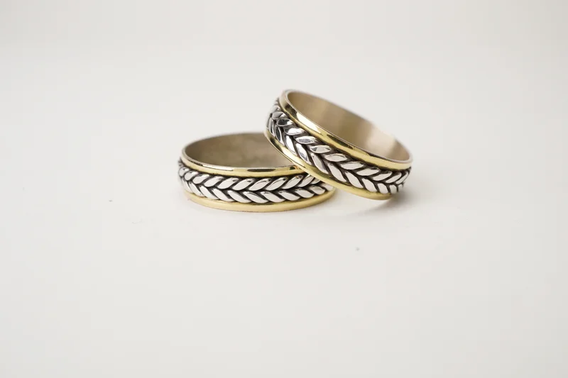 Alianzas de plata modelo Espiga