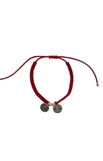 Pulsera de Cordon Rojo con Dijes de Nena y Nene en Plata