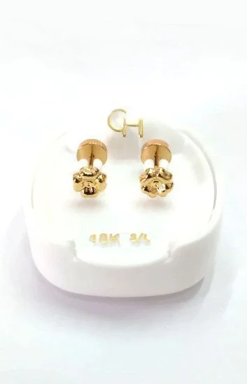 Abridor Oro 18 Kt. c/Tic Laminado Trebol con Cuerpo